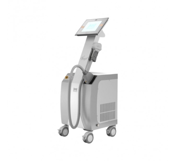 VEGA - Laser de Alta Potência para Epilação Triple Wave - Diodo, ND-YAG e Alexandrite - IBRAMED
