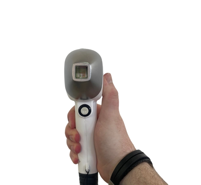 Hakon (Showroom) - Laser 4D de Epilação - Rubi, Alexandrite, Diodo e ND-YAG - Medical San