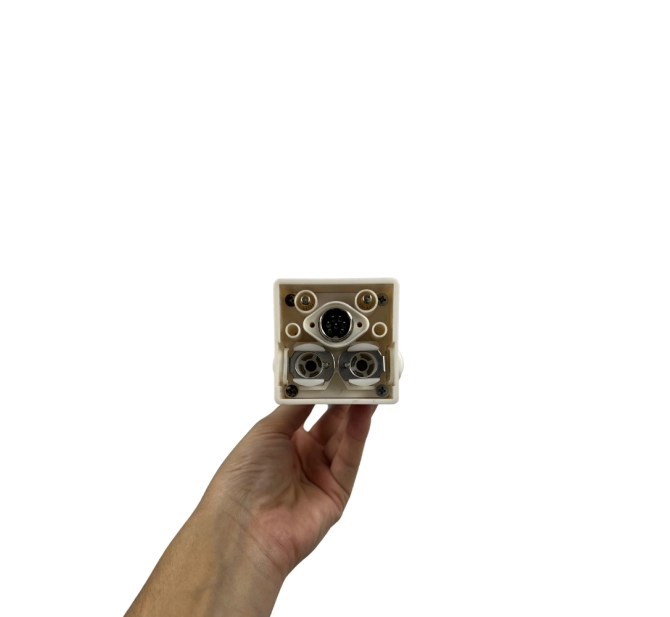 (Usado) Ômer Smart - Laser 3D Portátil para Remoção de Tatuagem e Micropigmentação - Medical San