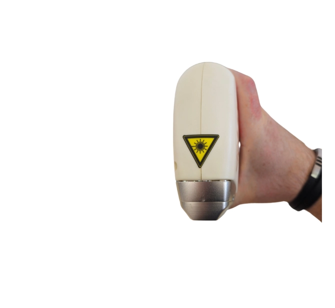  VEGA (Usado) Laser de Alta Potência para Epilação Triple Wave (Diodo, ND-YAG e Alexandrite) - IBRAMED