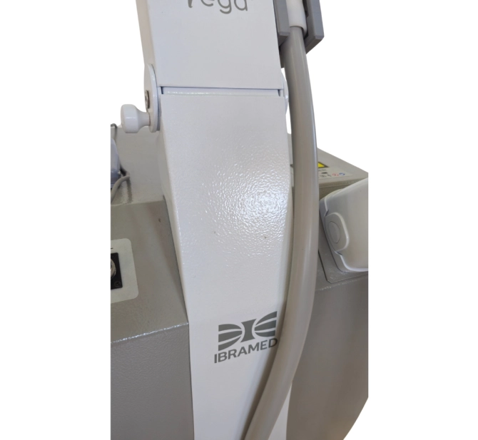  VEGA (Usado) Laser de Alta Potência para Epilação Triple Wave (Diodo, ND-YAG e Alexandrite) - IBRAMED