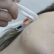 Hygiadermo Cristal KLD - Aparelho De Peeling De Cristal, Vácuo, Alta Frequência E Correntes Elétricas