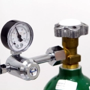 Kit Medplus Dental + Maleta de Transporte + Cilindro de Oxigênio + Válvula sem Fluxômetro - Philozon