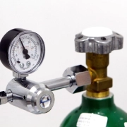 Kit Medplus One + Cilindro de Oxigênio + Maleta de Transporte + Válvula Reguladora - Philozon