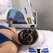 Syrius Yag - Laser para Remoção de Tatuagem e Black Peel - Ibramed