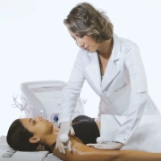 Tecare HTM - Aparelho de Tecarterapia E Radiofrequência Multipolar Para Estética e Reabilitação 